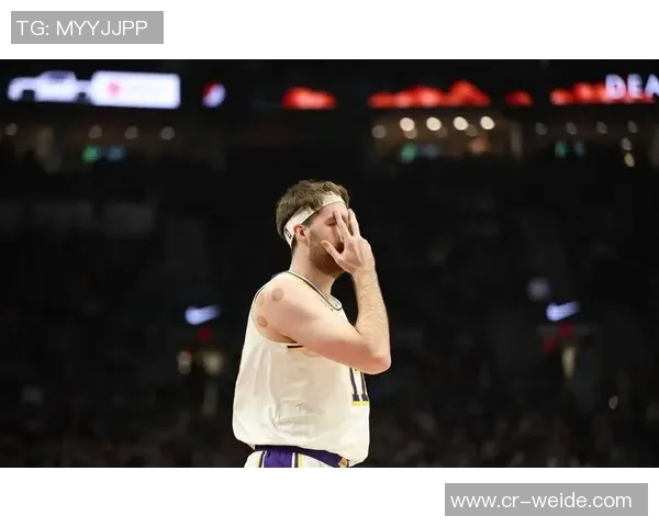 雷迪克应及时喊暂停调整战术雄鹿有字母支撑季后赛前景乐观 雷迪克应及时喊暂停调整战术雄鹿有字母支撑季后赛前景乐观