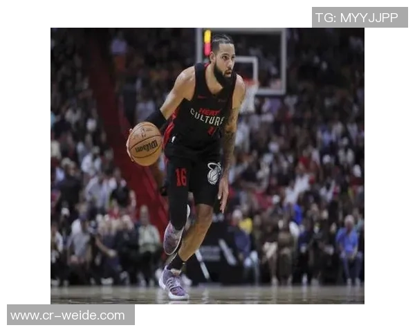 凯莱布乐福替补出战26分钟表现抢眼三分球命中率高达375贡献13分5板4助