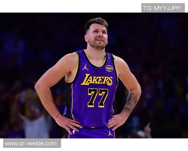 湖人全队22失误仍能取胜詹姆斯东契奇失误频繁76人表现更差